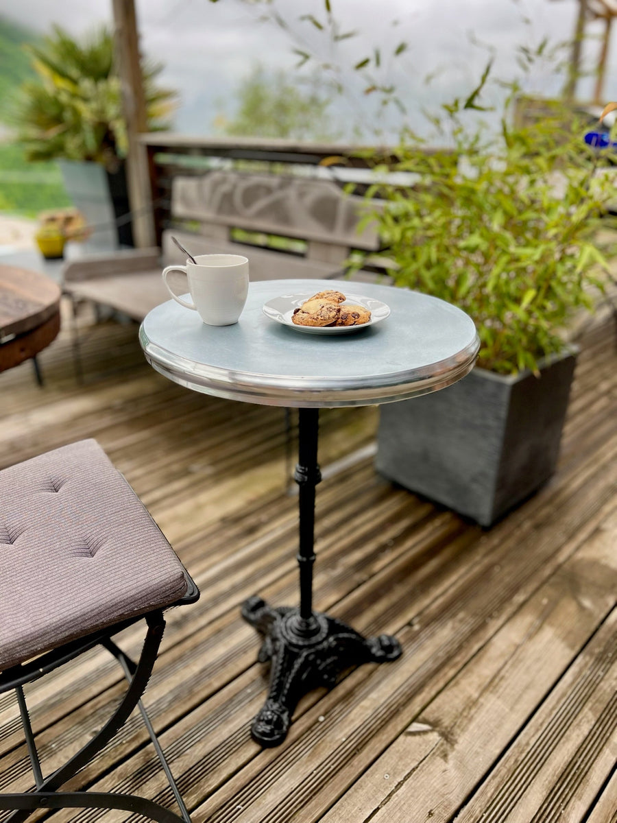 Table de bistrot