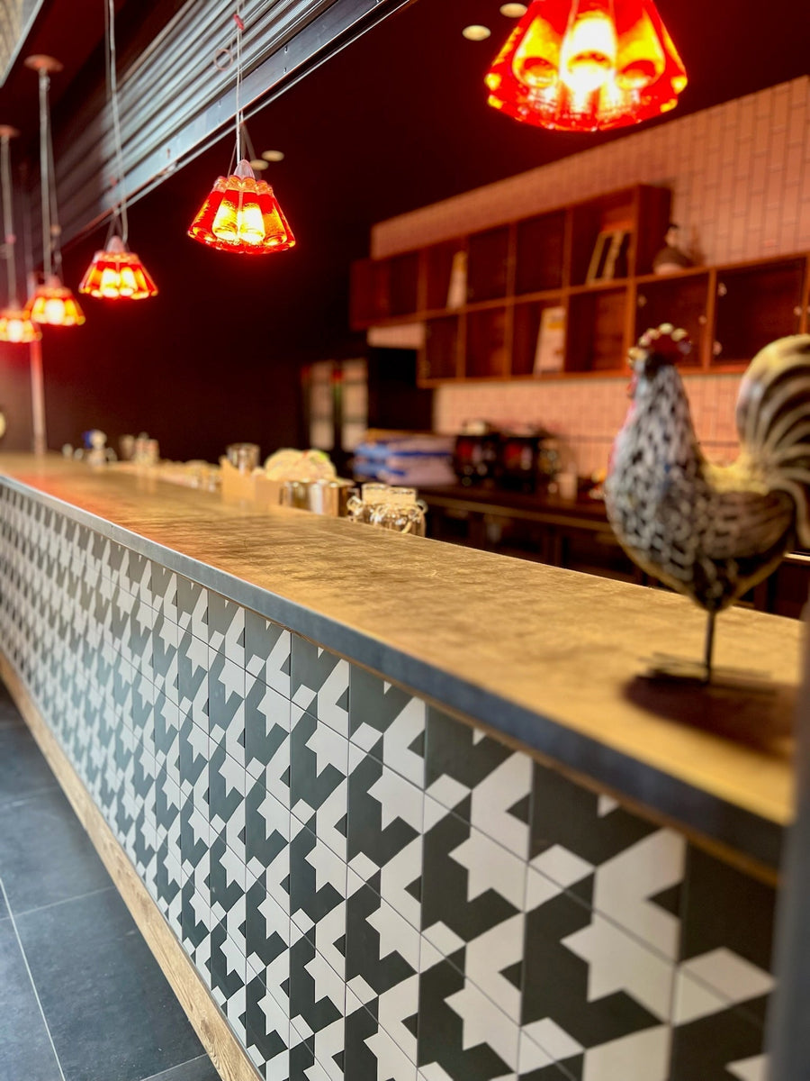 Comptoir de bar en zinc patiné