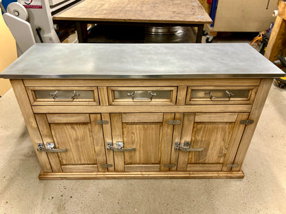 Buffet atelier 3 portes