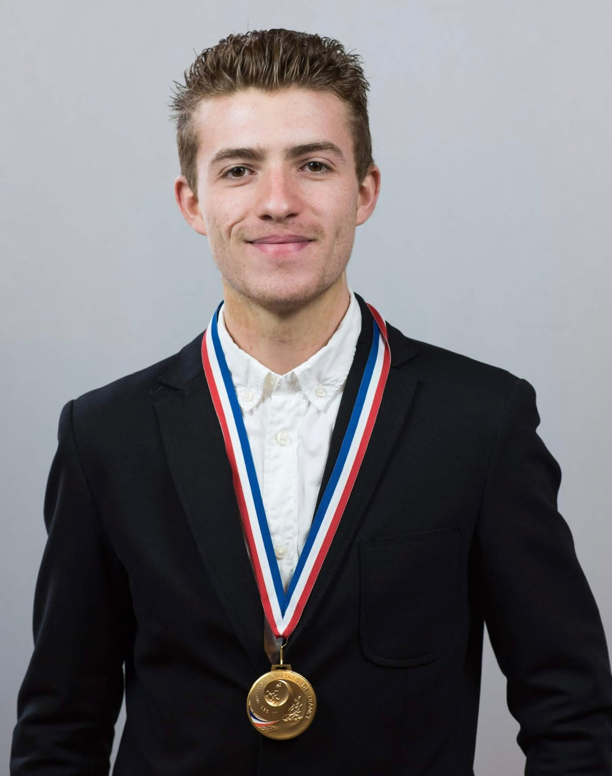Pierre Mathis Mathis Pierre · meilleur apprenti de France · artisan zinc – M.P